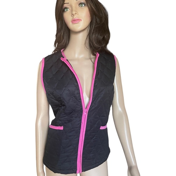 LILLY PULITZER Quilted VEST
Embriodered PALM TREES Black
Pink Size M - Picture 3 of 11